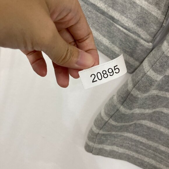 New Coldwater Creek size Large Gray Striped Sequins 3/4 Sleeve Stretch Knit Top - Picture 10 of 11